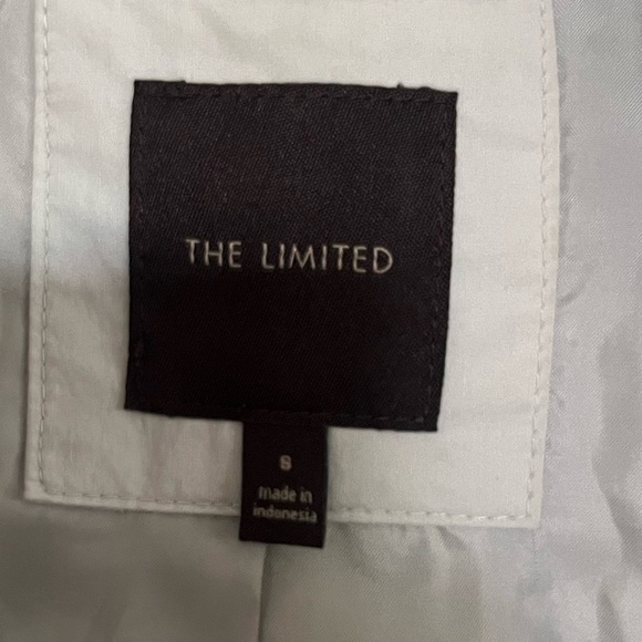 Women's Gray Ruffle midi trench Coat - Picture 3 of 5